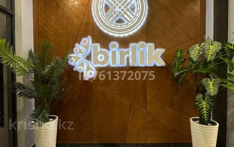 1-комнатная квартира · 37 м² · 4/9 этаж, 17-й микрорайон, 17 мкр. 26/5 за 25 млн 〒 в Шымкенте, Аль-Фарабийский р-н — фото 2