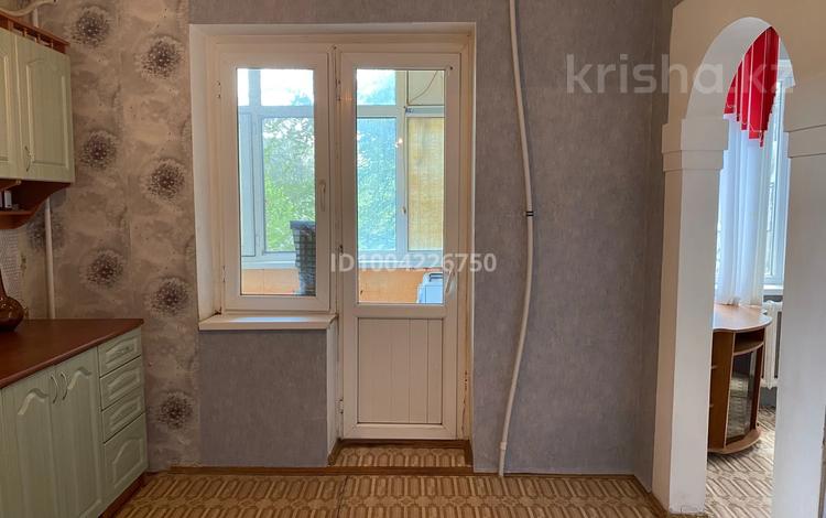 3-бөлмелі пәтер · 86 м² · 3/5 қабат, мкр Шанхай, бағасы: 15.5 млн ₸ в Актобе — фото 6