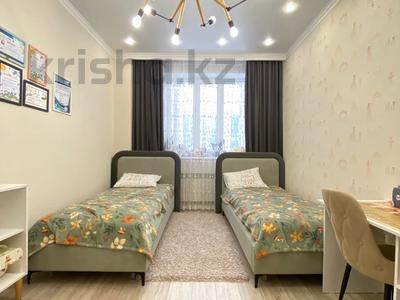 4-комнатная квартира · 107 м² · 3/8 этаж, Әнет баба 9/3 за 65 млн 〒 в Астане, Есильский р-н