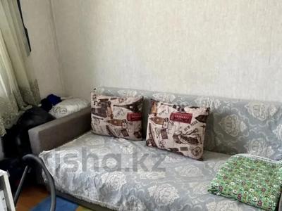 2-комнатная квартира, 47 м², 2/2 этаж, Сулейменова за 20 млн 〒 в Алматы, Ауэзовский р-н
