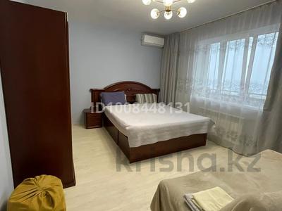 4-комнатная квартира · 88.11 м² · 17/17 этаж, Жандосова 150/3 за 30 000 〒 в Алматы, Ауэзовский р-н