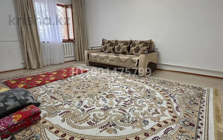 Часть дома · 4 комнаты · 130 м² · 10 сот., мкр Аксай, Атырау 9 за 14 млн 〒 — фото 2