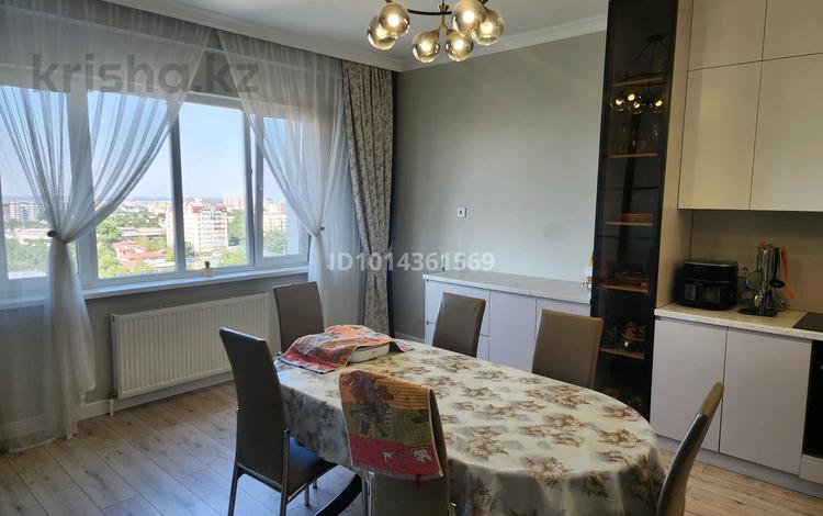 4-бөлмелі пәтер · 149.7 м² · 12/18 қабат, Шевченко 154, бағасы: 160 млн ₸ в Алматы, Алмалинский р-н — фото 2