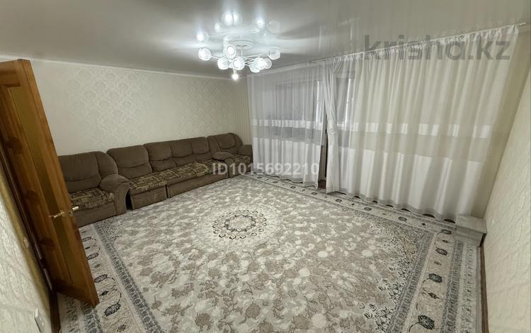2-бөлмелі пәтер · 85 м² · 5/5 қабат, Валиханова 46 — магазин Азия, бағасы: 30 млн ₸ в Петропавловске — фото 2