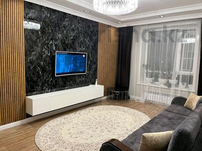 3-комнатная квартира, 90 м², 3/9 этаж помесячно, Кумисбекова за 370 000 〒 в Астане, Сарыарка р-н
