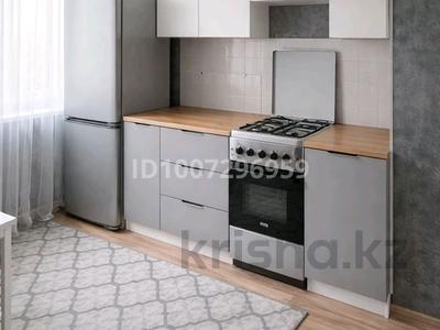 2-комнатная квартира · 50 м² · 4/6 этаж, 5в мкр — Супермаркет Алтын, школа #2, садик Балапан за 7 млн ₸ в Житикаре