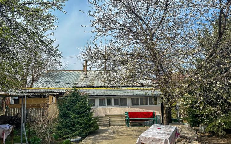 Часть дома · 3 комнаты · 60 м² · 6 сот., мкр Коктобе, Розы Баглановой за 120 млн 〒 в Алматы, Медеуский р-н — фото 3