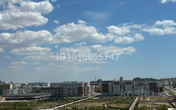 3-комнатная квартира · 102 м² · 3/10 этаж, 40-й мкр 10 за 25.5 млн ₸ в Актау — фото 2