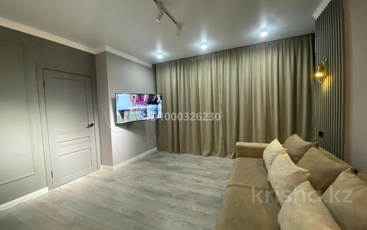 2-комнатная квартира · 45 м² · 13/16 этаж, мкр Юго-Восток, Момышулы 24 за 16 000 ₸ в Караганде, Казыбек би р-н — фото 2
