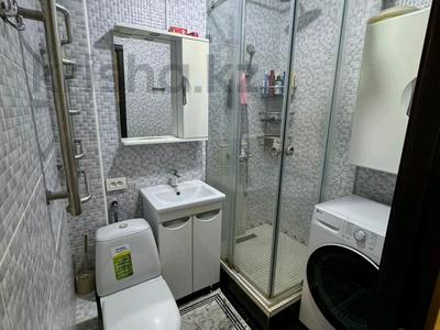 2-комнатная квартира · 46 м² · 2/4 этаж, 6-й мкр. 12 за 27.5 млн ₸ в Алматы, Ауэзовский р-н