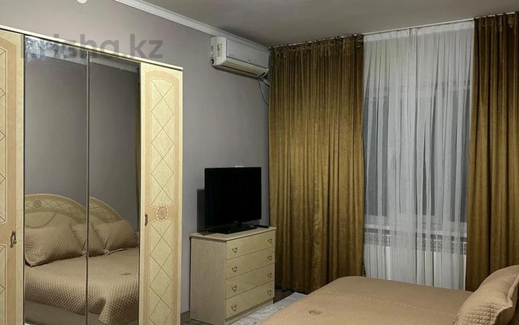 1-комнатная квартира · 40 м² · 2/5 этаж, мкр Север — Мкр.СЕВЕР за 180 000 ₸ в Шымкенте, Аль-Фарабийский р-н — фото 2