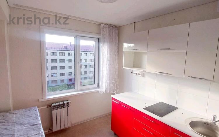 2-комнатная квартира, 45 м², 5/5 этаж, Мызы 11 — ул.Казахстан, Бурова.