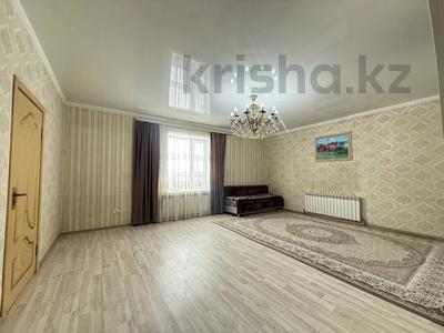 Отдельный дом · 6 комнат · 191 м² · 10 сот., мкр Уркер за 50 млн ₸ в Астане, Нура р-н
