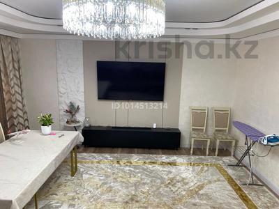 3-комнатная квартира · 105 м² · 8/8 этаж, 19-й мкр 45/2 за 33 млн ₸ в Актау