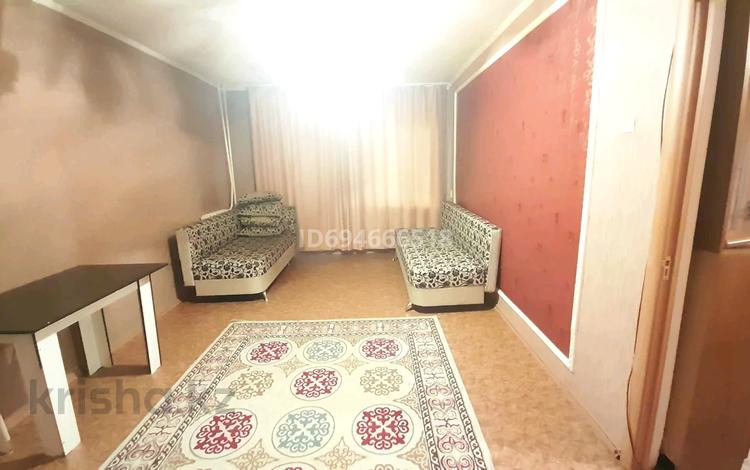 1-комнатная квартира, 36 м², 2/5 этаж помесячно, Каратал 55а за 80 000 〒 в Талдыкоргане, Каратал — фото 2