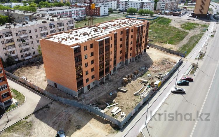 3-комнатная квартира, 85.82 м², 5/5 этаж, Васильковский микрорайон за 21.9 млн 〒 в Кокшетау — фото 2