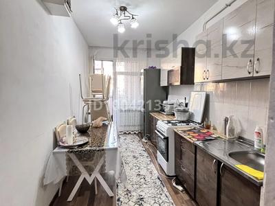 2-комнатная квартира · 57.9 м² · 1/5 этаж, 15 микрорайон — рядом есть школа ,садик, магазин, и маркеты за 17 млн ₸ в Таразе