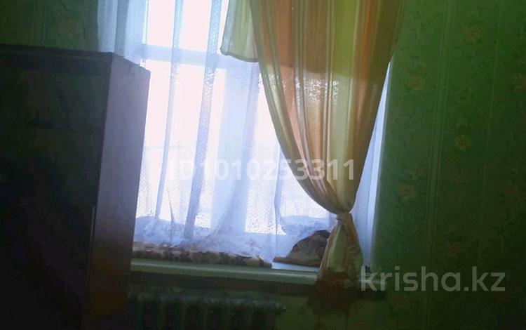 1-бөлмелі пәтер · 30 м² · 2/2 қабат, Р-н ,,Автопарк,, — Магазин ,,Береке, бағасы: 80 000 ₸ в Уральске — фото 2
