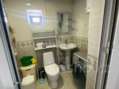 Жеке үй · 2 бөлме · 60 м² · 10 жүзд., Карасай батыра 17 — Turan супермаркет артында, 4 коше, бағасы: 95 000 ₸ в Туркестане