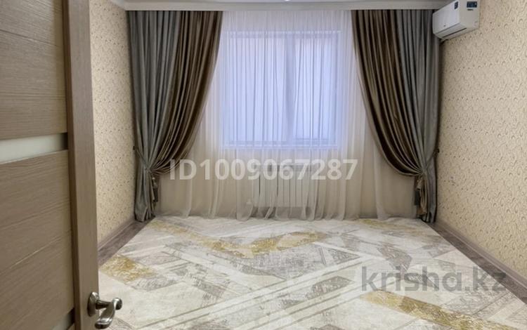 3-комнатная квартира · 80.2 м² · 4/6 этаж, 32В мкр 8 за 23 млн ₸ в Актау — фото 2