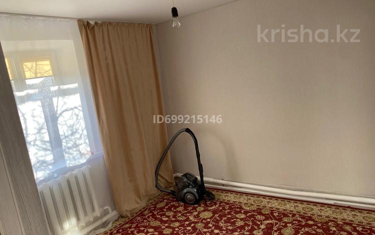 Отдельный дом · 4 комнаты · 80 м² · 10 сот., Бейбітшілік 15 — Садик за 10 млн 〒 в Аксае — фото 2