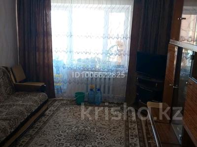 2-комнатная квартира · 52 м² · 4/9 этаж, 4 мкр 15 за 6.5 млн 〒 в Алге