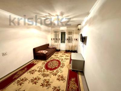 Продажа квартир в Шымкенте: 1-комнатная квартира · 31 м² · 5/5 этаж, 16-й микрорайон, 16-ймикрорайон 16 за 12 млн 〒 1-комнатная квартира · 31 м² · 5/5 этаж, 16-й микрорайон, 16-ймикрорайон 16 за 12 млн 〒 в Шымкенте, Аль-Фарабийский р-н