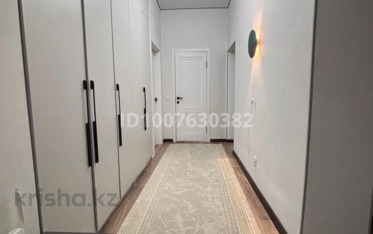 3-комнатная квартира · 87 м² · 2/9 этаж, Калдаякова за 485 000 ₸ в Астане, Сарайшык р-н — фото 2