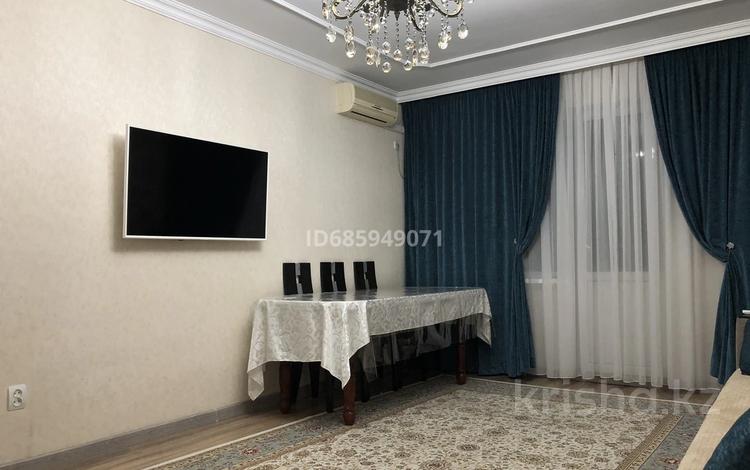 3-бөлмелі пәтер, 93 м², 8/10 қабат, Райымбека 241/3, бағасы: 56 млн 〒 в Алматы, Жетысуский р-н — фото 2