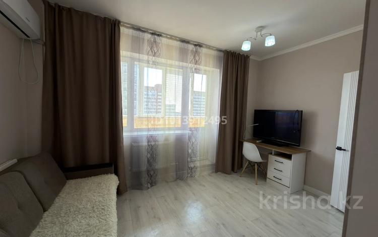 1-бөлмелі пәтер · 40 м² · 12/17 қабат, Юго-Восток ш/а., Бауыржана Момышулы 28 — Ашимова, Букетова, Дюсембекова, бағасы: 14 000 ₸ в Караганде, Казыбек би р-н — фото 2