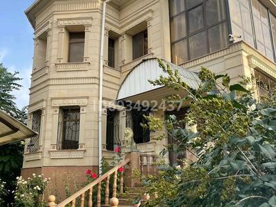 Отдельный дом · 6 комнат · 350 м², Мкр.Тараз за 700 000 〒 в Шымкенте
