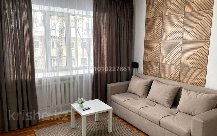 3-комнатная квартира · 62 м² · 2/5 этаж, мкр Новый Город — Мечта, 1000 Мелочей за 20 000 ₸ в Караганде, Казыбек би р-н — фото 2