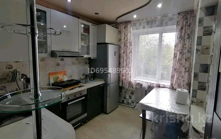 3-комнатная квартира · 61 м² · 3/10 этаж, Затаевича77а 1 подъезд — Возле рынок за 24.5 млн 〒 в Караганде, Казыбек би р-н — фото 81