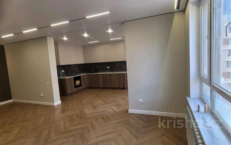 3-бөлмелі пәтер · 111 м² · 13/14 қабат, Утепова 31 — Жандосова, бағасы: 90 млн ₸ в Алматы, Бостандыкский р-н — фото 2