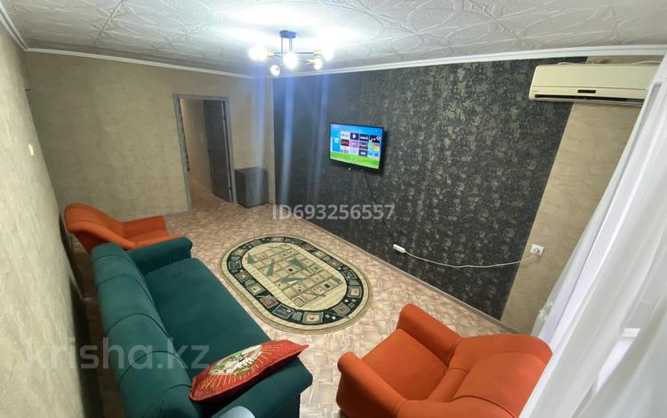 2-бөлмелі пәтер · 60 м² · 1/5 қабат, Самал 14 — Сейфулин, бағасы: 125 000 ₸ в Таразе — фото 2