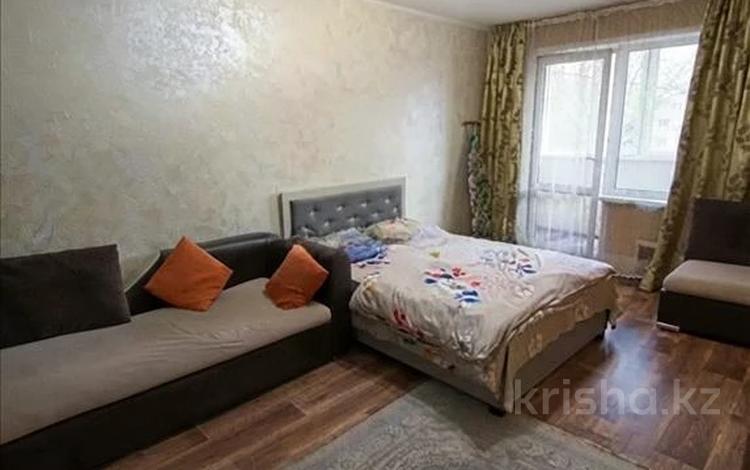 1-комнатная квартира · 33 м² · 2/5 этаж, мкр Аксай-2 за 24 млн ₸ в Алматы, Ауэзовский р-н — фото 5
