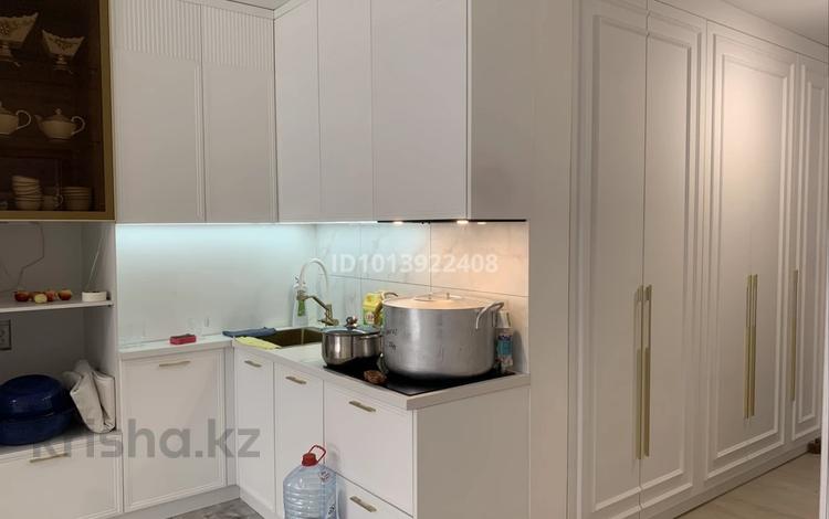 2-бөлмелі пәтер · 58 м² · 11/12 қабат, Алғабас ш/а., Омарова 15, бағасы: 250 000 ₸ в Алматы, Алатауский р-н — фото 3