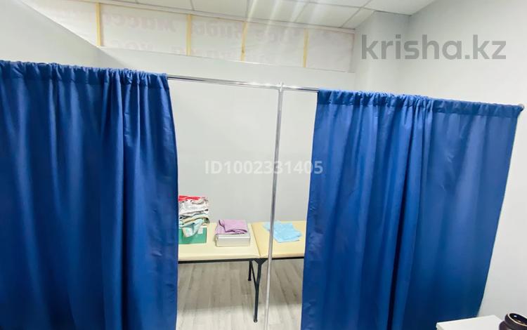 Свободное назначение, офисы, салоны красоты, фитнес и спорт, медцентры и аптеки, образование, конференц-залы, студии · 180 м² за 630 000 〒 в Актау, 11-й мкр — фото 4