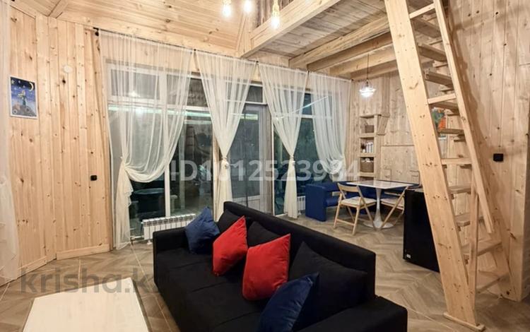 Жеке үй · 2 бөлме · 80 м², Сейфуллина 55 — LakeHouse, бағасы: 80 000 ₸ в  — фото 2
