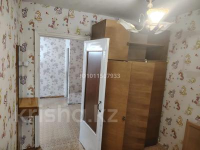 3-бөлмелі пәтер · 48 м² · 4/5 қабат, Просп. Строителей 16, бағасы: 150 000 ₸ в Караганде, Казыбек би р-н
