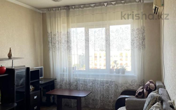 2-комнатная квартира, 52 м², 9/9 этаж, мкр Аксай-4 за 26.9 млн 〒 в Алматы, Ауэзовский р-н — фото 2