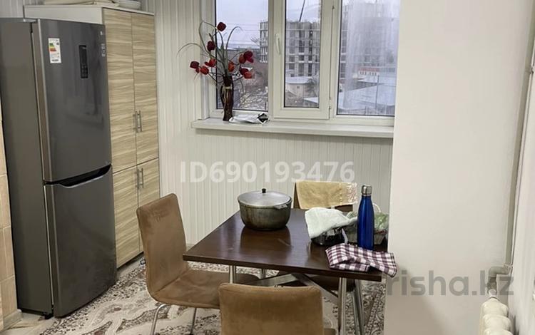 2-комнатная квартира · 60 м² · 5/5 этаж, Володарского 2б 37б — Старый автовокзал Магнум, кунаева за 130 000 ₸ в Шымкенте, Аль-Фарабийский р-н — фото 21