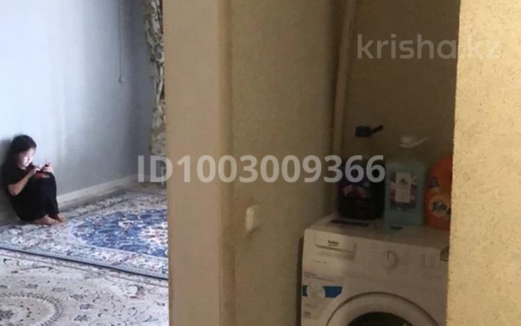 1-бөлмелі пәтер · 33 м² · 1/5 қабат, Урдинская 4/1, бағасы: 115 000 ₸ в Уральске — фото 2