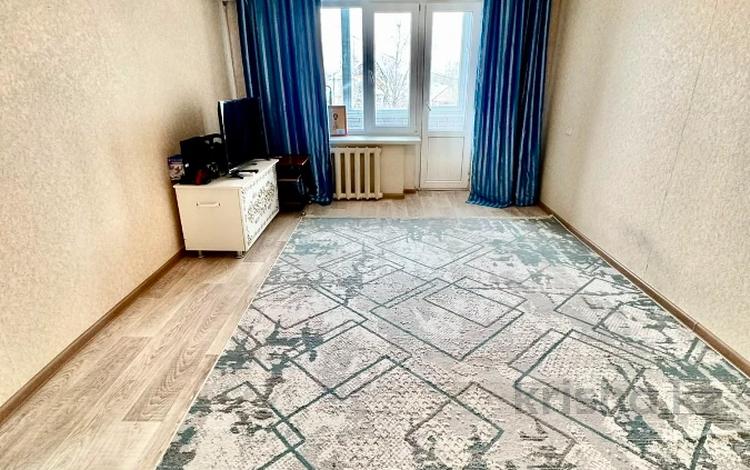 3-комнатная квартира · 61.1 м² · 2/3 этаж, Жангир хана 55 за 18.4 млн ₸ в Уральске — фото 2