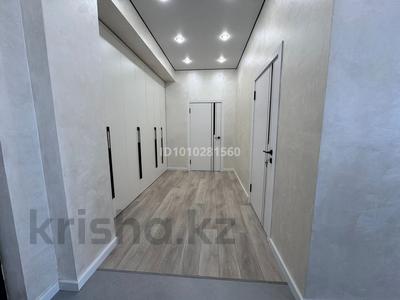 2-бөлмелі пәтер · 86 м² · 8/9 қабат, Абылай Хан 5Б, бағасы: 45 млн 〒 в Каскелене