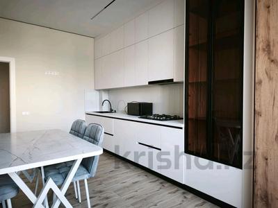 2-комнатная квартира · 76 м² · 2/7 этаж, мкр. Алтын орда, Алия Молдагулова за 350 000 ₸ в Актобе