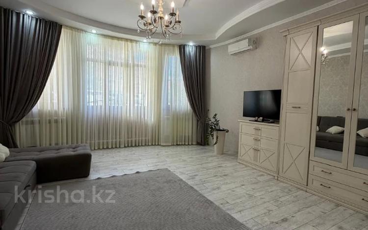 2-комнатная квартира · 74 м² · 2/9 этаж, Аль-Фараби 5 за 45 млн ₸ в Костанае — фото 2