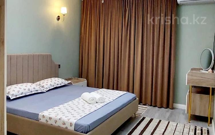 3-комнатная квартира · 90 м² · 1/8 этаж, Яншина 2 за 35 000 〒 в  — фото 2