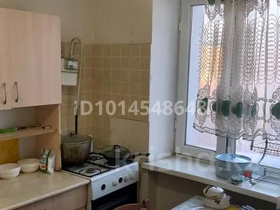 2-бөлмелі пәтер · 56 м² · 4/4 қабат, Абай 44, бағасы: 120 000 ₸ в 