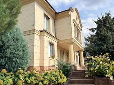 Жеке үй · 7 бөлме · 600 м² · 12 жүзд., Оспанова 83 — Достык, бағасы: 600 млн ₸ в Алматы, Медеуский р-н